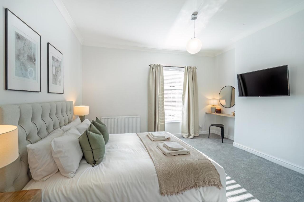 Southview Stays - Three Bedroom House Chester Extérieur photo